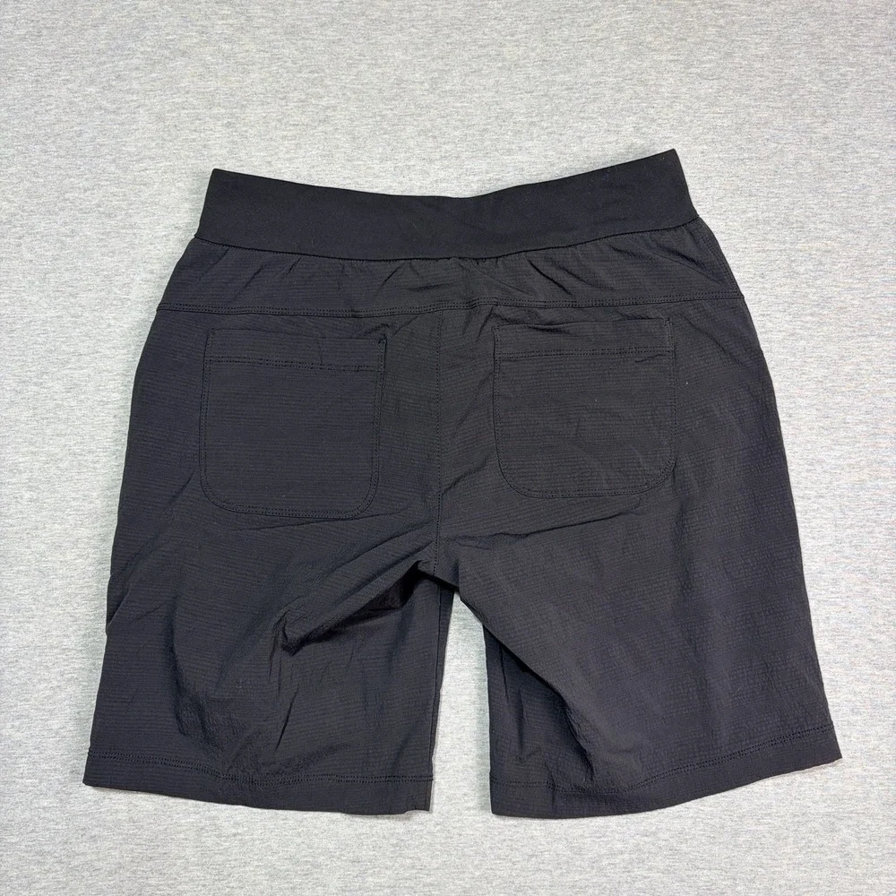 Athleta Size 4 Trekkie Bermuda 2.0‎ Shorts 9